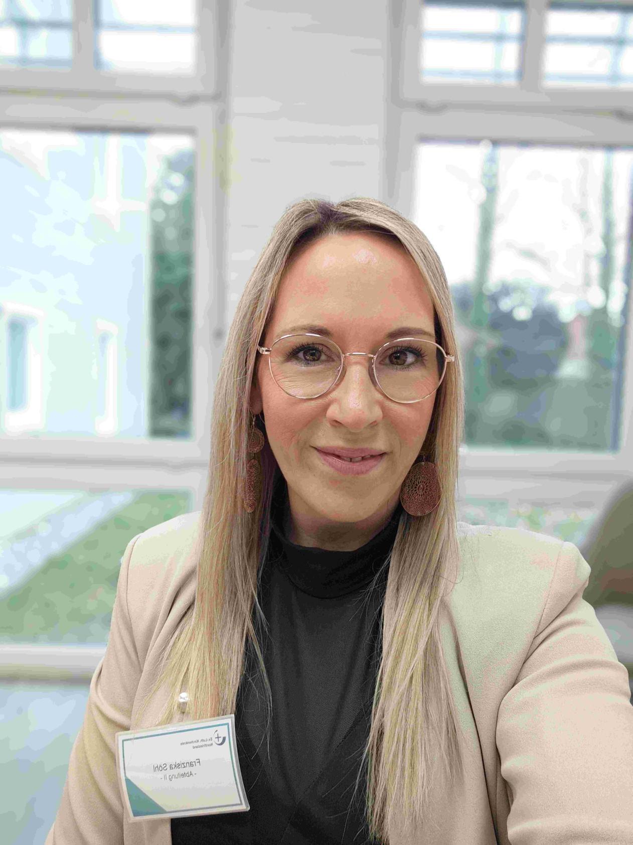 Frau Franziska Söhl